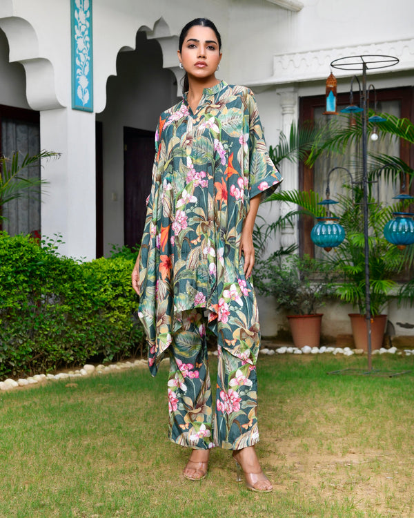 Women Digital Printed Kaftan Set with printed pant