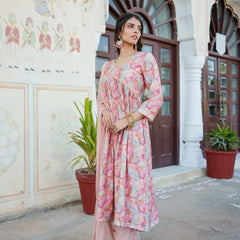 Women  Peach  Muslin kurta with  handwork embroidery, solid bottom & Dupatta Set