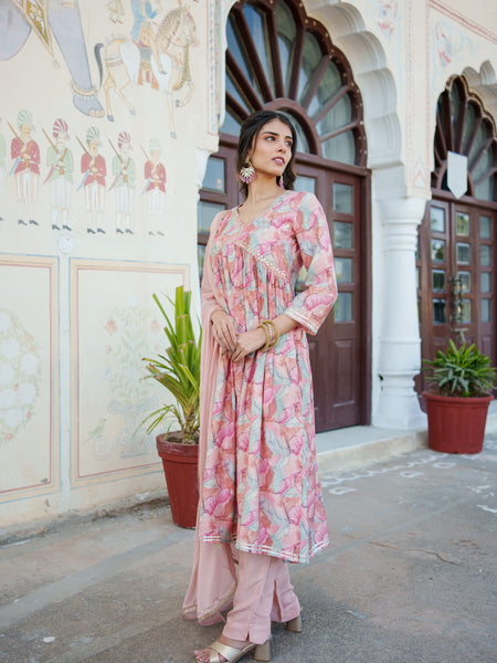 Women  Peach  Muslin kurta with  handwork embroidery, solid bottom & Dupatta Set