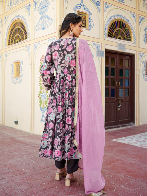 Women Muslin kurta with bead work embroidery , solid bottom & Dupatta Set