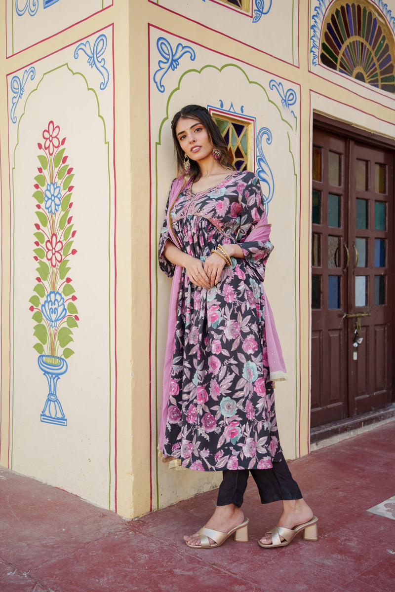Women Muslin kurta with bead work embroidery , solid bottom & Dupatta Set