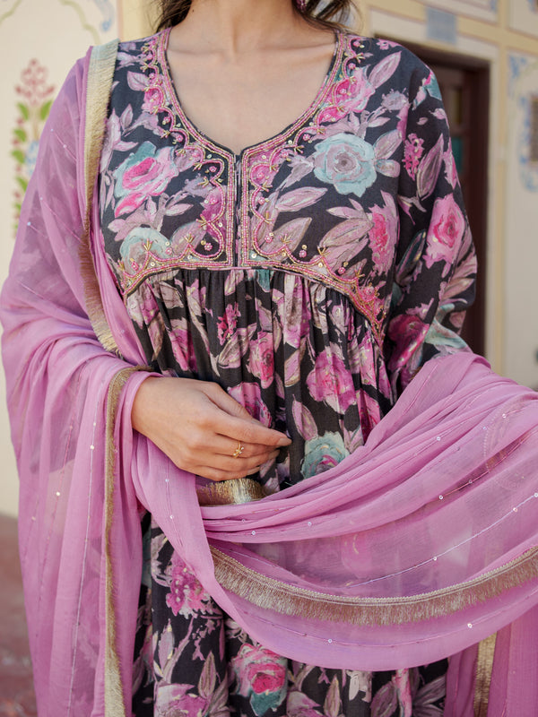Women Muslin kurta with bead work embroidery , solid bottom & Dupatta Set