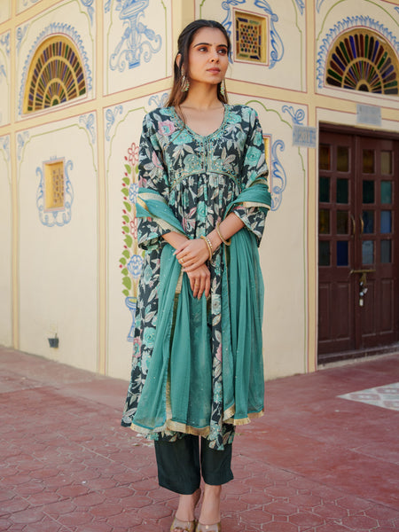 Women Muslin kurta with bead work embroidery , solid bottom & Dupatta Set