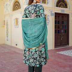 Women Muslin kurta with bead work embroidery , solid bottom & Dupatta Set
