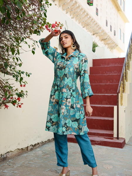 Women Teal Blue Muslin Tucks kurta with sequence Shirt Collar & Solid Bottom Set