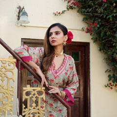 Women Pista Green Muslin Kurta With Cut Work Embroidered Neckline & Solid Bottom Set