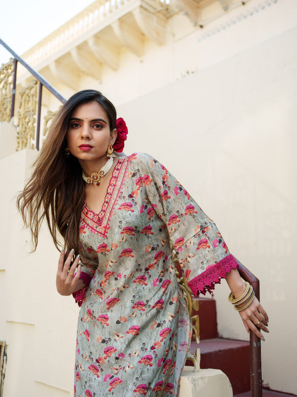 Women Pista Green Muslin Kurta With Cut Work Embroidered Neckline & Solid Bottom Set