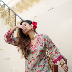 Women Pista Green Muslin Kurta With Cut Work Embroidered Neckline & Solid Bottom Set