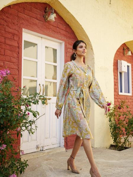 Women Muslin Floral Printed  Knee length Dress with Belt