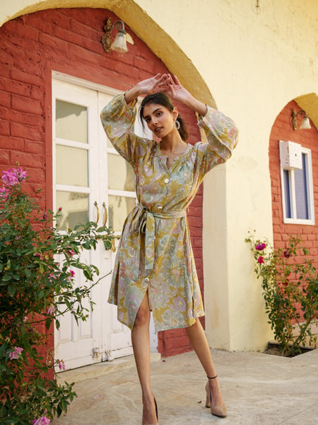 Women Muslin Floral Printed  Knee length Dress with Belt