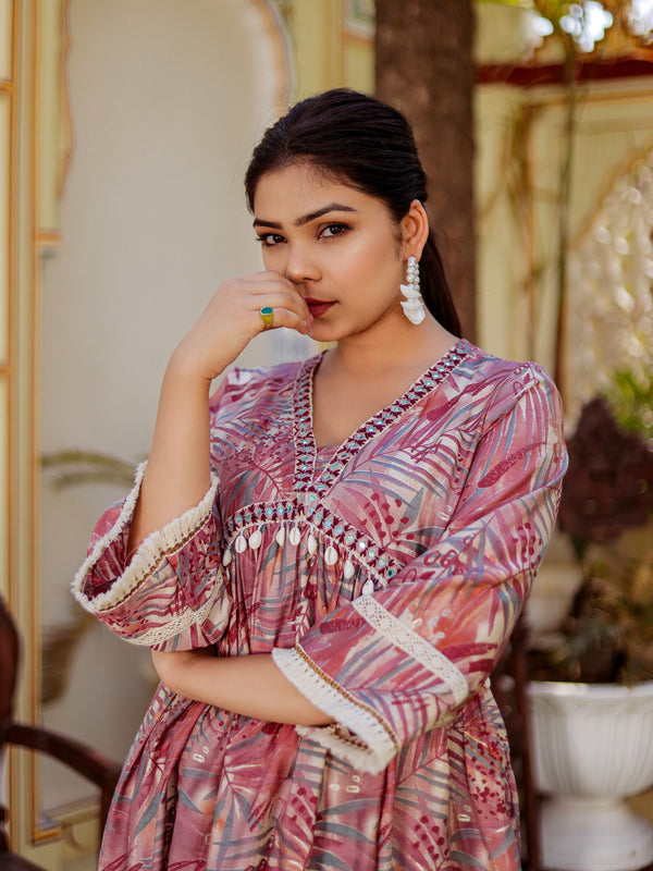 Alia cut Cord set with ebmroidered lace border & solid bottom with lace