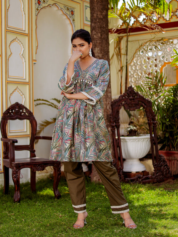 Alia cut Cord set with ebmroidered lace border & solid bottom with lace