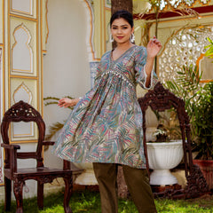Alia cut Cord set with ebmroidered lace border & solid bottom with lace