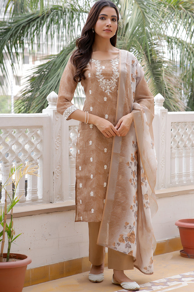 Women Linen Kurta Embroidered kurta set with solid pants & dupatta