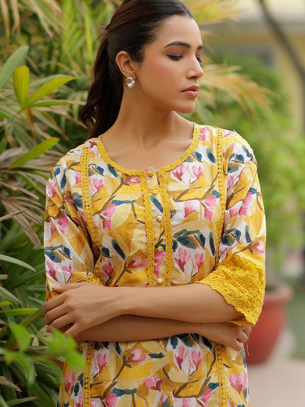 Women embroidered printed  kurta set with laced solid pants