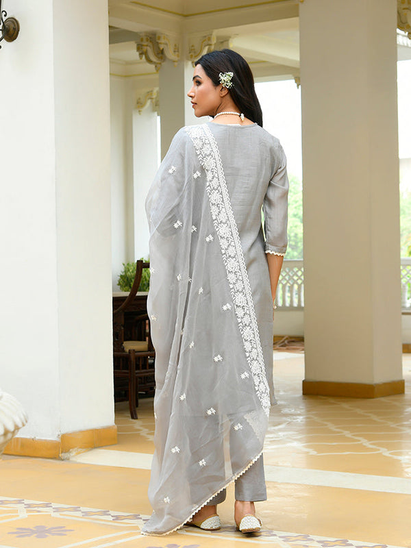 Women linen embroidered solid kurta set with solid pants & chiffon embroidered dupatta