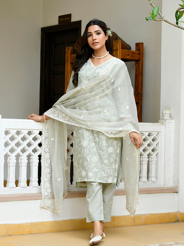 Women linen embroidered solid kurta set with solid pants & chiffon embroidered dupatta