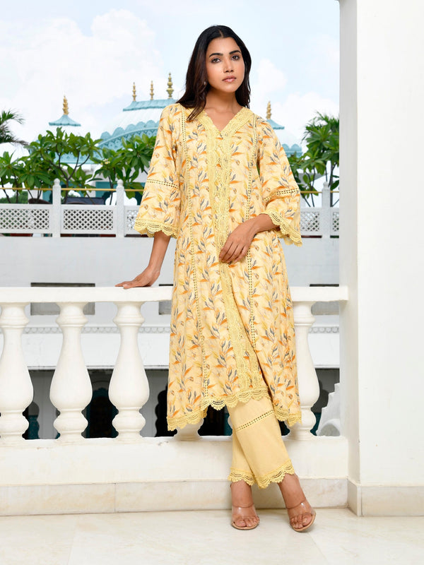 Women Cotton Kurta pant set with solid laced pant