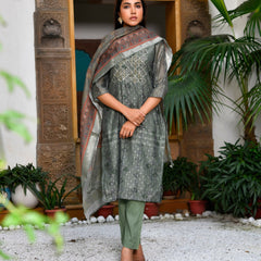 Women Chanderi Printed Suit Set with pant and printed dupatta