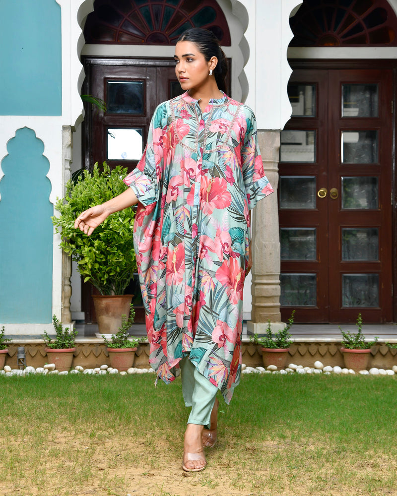 Women Digital Printed Kaftan Set with solid pant