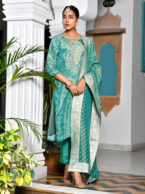 Women Digital Printed Tissue suit set with solid pant & brocade dupatta