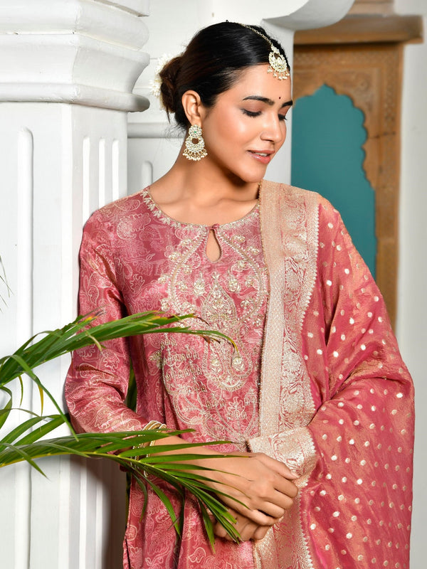 Women Digital Printed Tissue suit set with solid pant & brocade dupatta