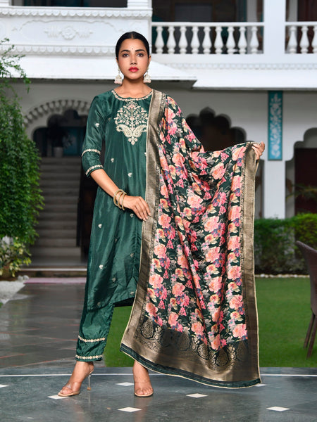 Women silk emboidered solid pant set & digital printed dupatta