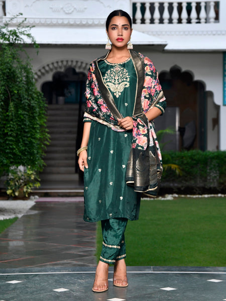 Women silk emboidered solid pant set & digital printed dupatta