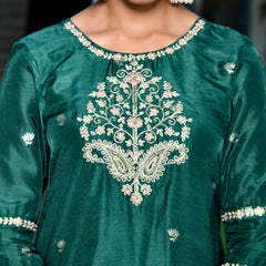 Women silk emboidered solid pant set & digital printed dupatta