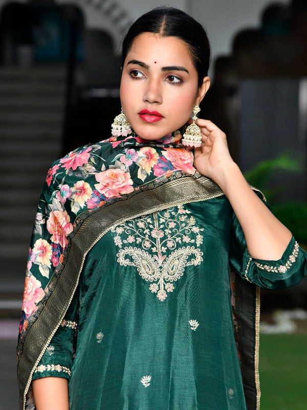 Women silk emboidered solid pant set & digital printed dupatta