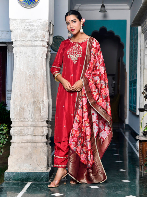 Women silk emboidered solid pant set & digital printed dupatta