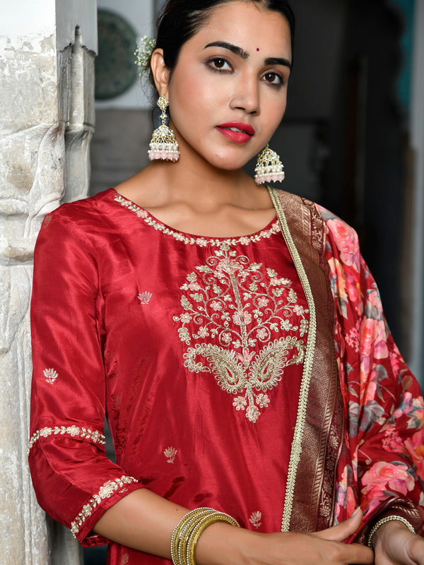 Women silk emboidered solid pant set & digital printed dupatta