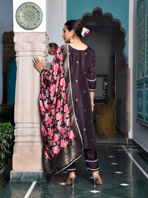 Women silk emboidered solid pant set & digital printed dupatta