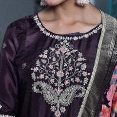 Women silk emboidered solid pant set & digital printed dupatta