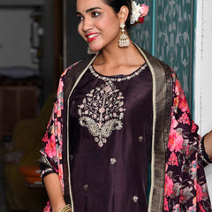 Women silk emboidered solid pant set & digital printed dupatta