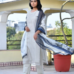 Women Grey Monotone Organza Digital Printed Suit Set