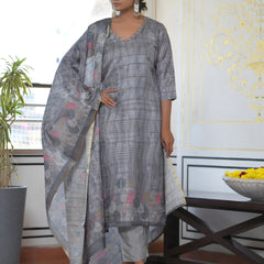 Women Silk Digital Printed Suit Set