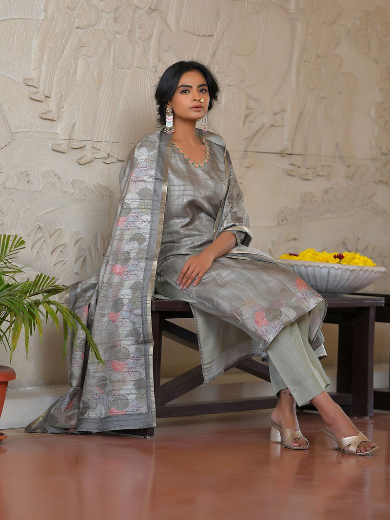 Women Silk Digital Printed Suit Set