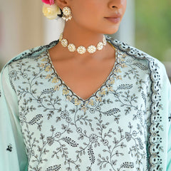 Women Cotton Solid Embroidered Suit Set