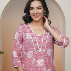 Women Nude Pink Cotton printed Straight Kurti