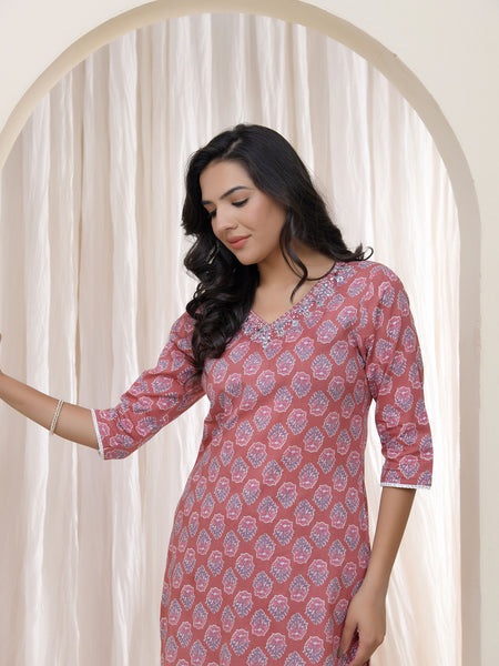 Women Pink Cotton printed Straight Kurti