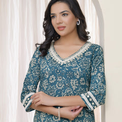 Women Ferozi Cotton printed Straight Kurti