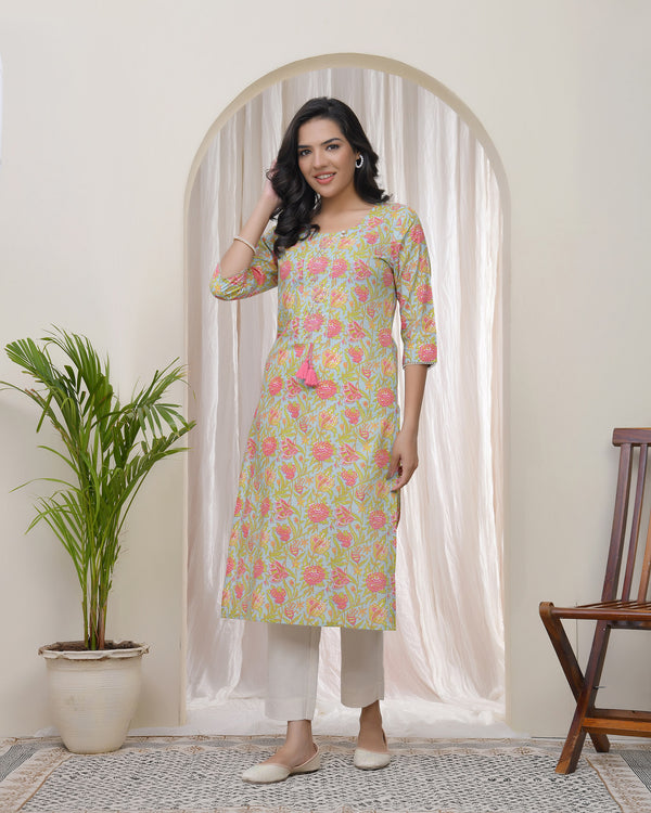 Women Multi Cotton printed Straight Kurti
