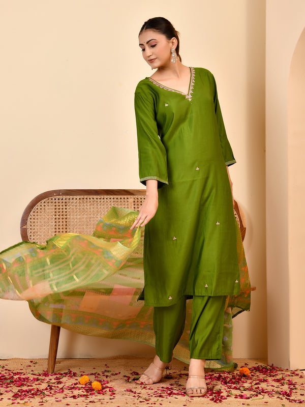 Chanderi Grass Green Solid Embroidered Kurta Pant Set With Printed Dupatta Set