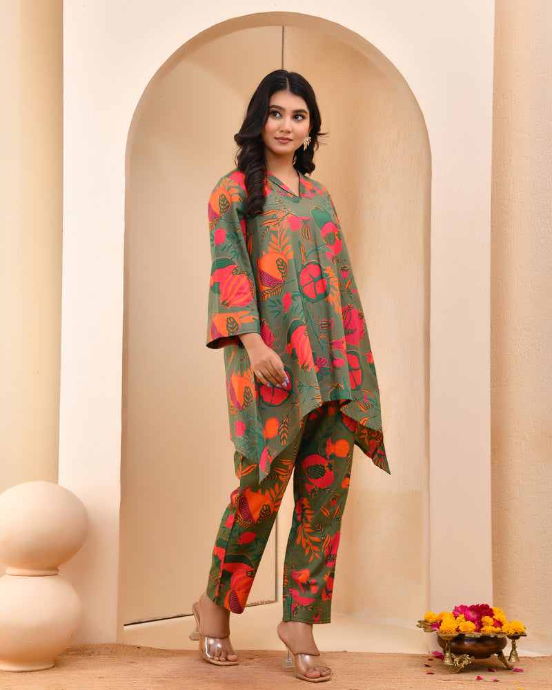 Henna floral printed aline high low pattern kurta with solid pants
