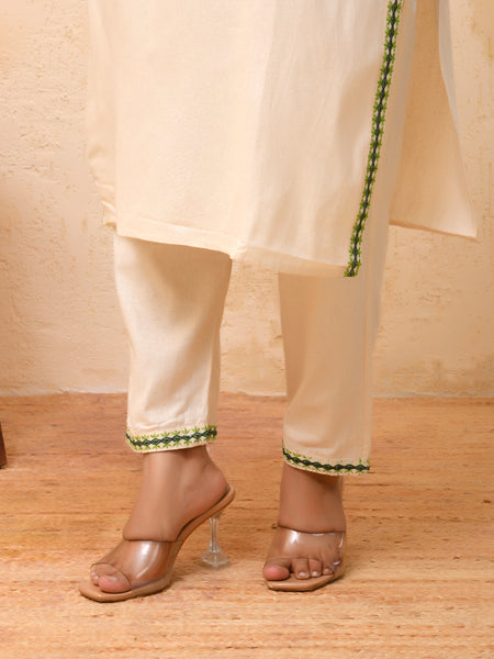 Cream embroidered kurta set with solid pants & printed dupatta
