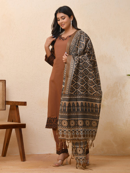 Brown embroidered kurta set with solid pants & printed dupatta