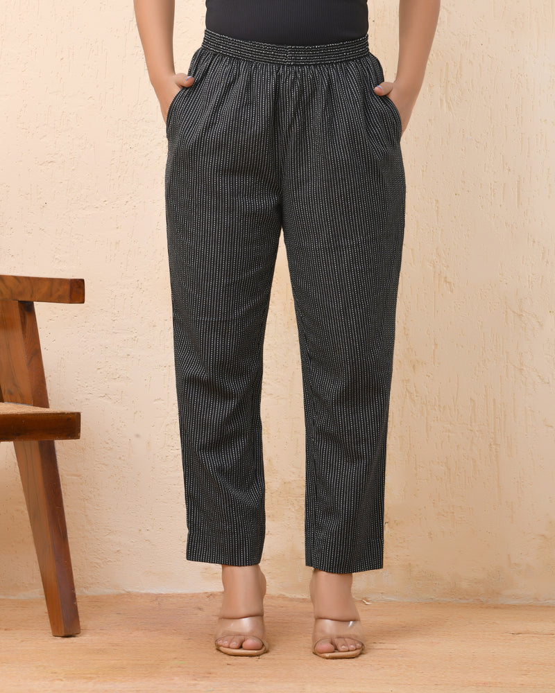 Black katha straight fit pants