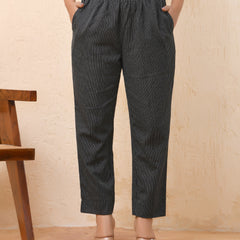 Black katha straight fit pants