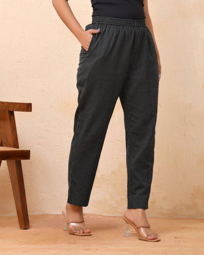 Black katha straight fit pants